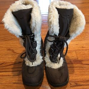 Women’s Neveah - faux Fur winter boots